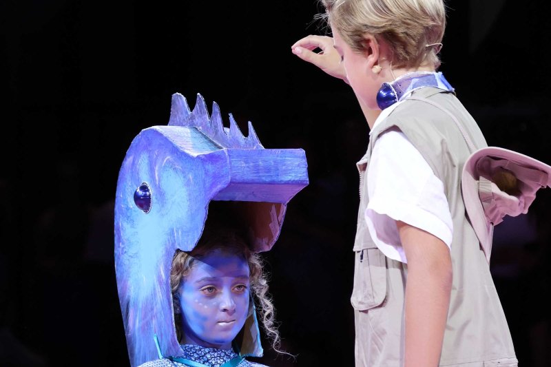 Y los mares sucumben ante la acción depredadora y el egoísmo de la humanidad en los Escacs Vivents de Xàbia  Y los mares sucumben ante la acción depredadora y el egoísmo de la humanidad en los Escacs Vivents de Xàbia